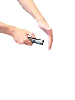 SCANGRIP 03.5132 FLASH 300 Akku Taschenlampe IP54 300LM Robust -Feintool Verkaufe 03 5132 flash 300