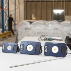 SCANGRIP 03.5661 FLOOD LITE M 2000 Lumen Akku-LED-Baustrahler Mit USB-Powerbank -Feintool Verkaufe 03 5661 flood lite m 296496wMmuAZ8v0