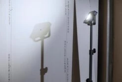 SCANGRIP 03.5630 FLOOD LITE S Akku LED Baustrahler 1000 Lumen Powerbank -Feintool Verkaufe 03aa