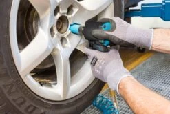 HAZET Schlagschrauber Extra Kurz 1200 Nm 12,5mm 1/2 Zoll Jumbo Hammer-Schlagwerk 9012M-1 9 HAZET Schlagschrauber Extra Kurz 1200 Nm 12,5mm 1/2 Zoll Jumbo Hammer-Schlagwerk 9012M-1 -Feintool Verkaufe 9012m 1 23anwendung 232