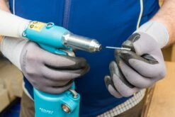 HAZET Blindniet-Pistole 9037N-2 18 HAZET Blindniet-Pistole 9037N-2 -Feintool Verkaufe 9037n 2 23anwendung 236