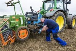 HAZET Akku-Schlagschrauber 700 Nm Vierkant 12,5mm 1/2 Zoll 3-teilig 9212-3 -Feintool Verkaufe 9212 3 23anwendung 23agrar 23landmaschine 231