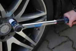 Brilliant Tools 1/2" Drehmomentschlüssel 20 - 200 Nm BT141901 -Feintool Verkaufe FOT ANW ALG BT BT141901 AW3 SALL AING V1