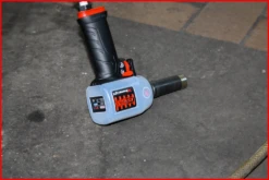 KS Tools 1/2" MiniMONSTER Xtremelight Hochleistungs-Druckluft-Schlagschrauber 1.390 Nm Mit Schutzhülle Und Geräusch-Reduzier-Schlauch - 515.1155 -Feintool Verkaufe kstools 515 1155 006